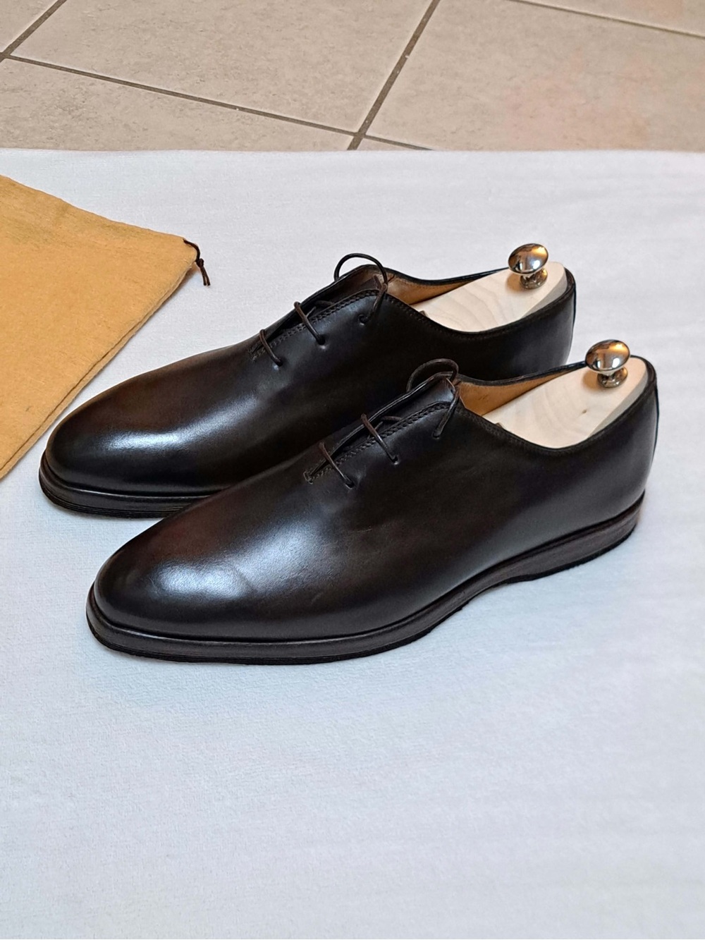 Bontoni "Mocambo Welt Testa" Oxford Dress Shoe - Men's size 11